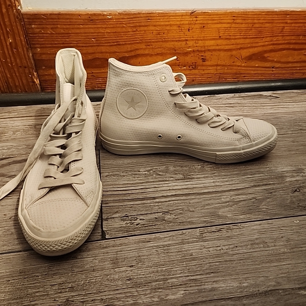 Converse CTAS II Hi Buff Buff Gum Shoes, Womens Size 10.5